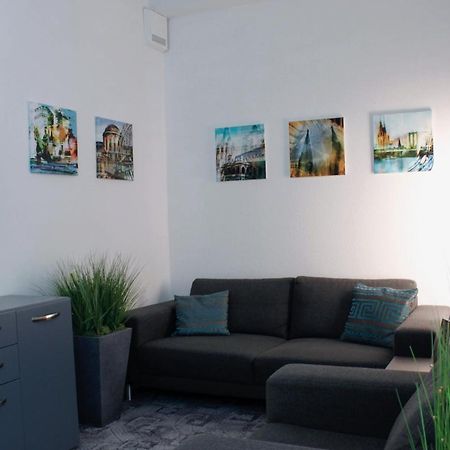 Hotel Pilar Garni โคโลญ ภายนอก รูปภาพ